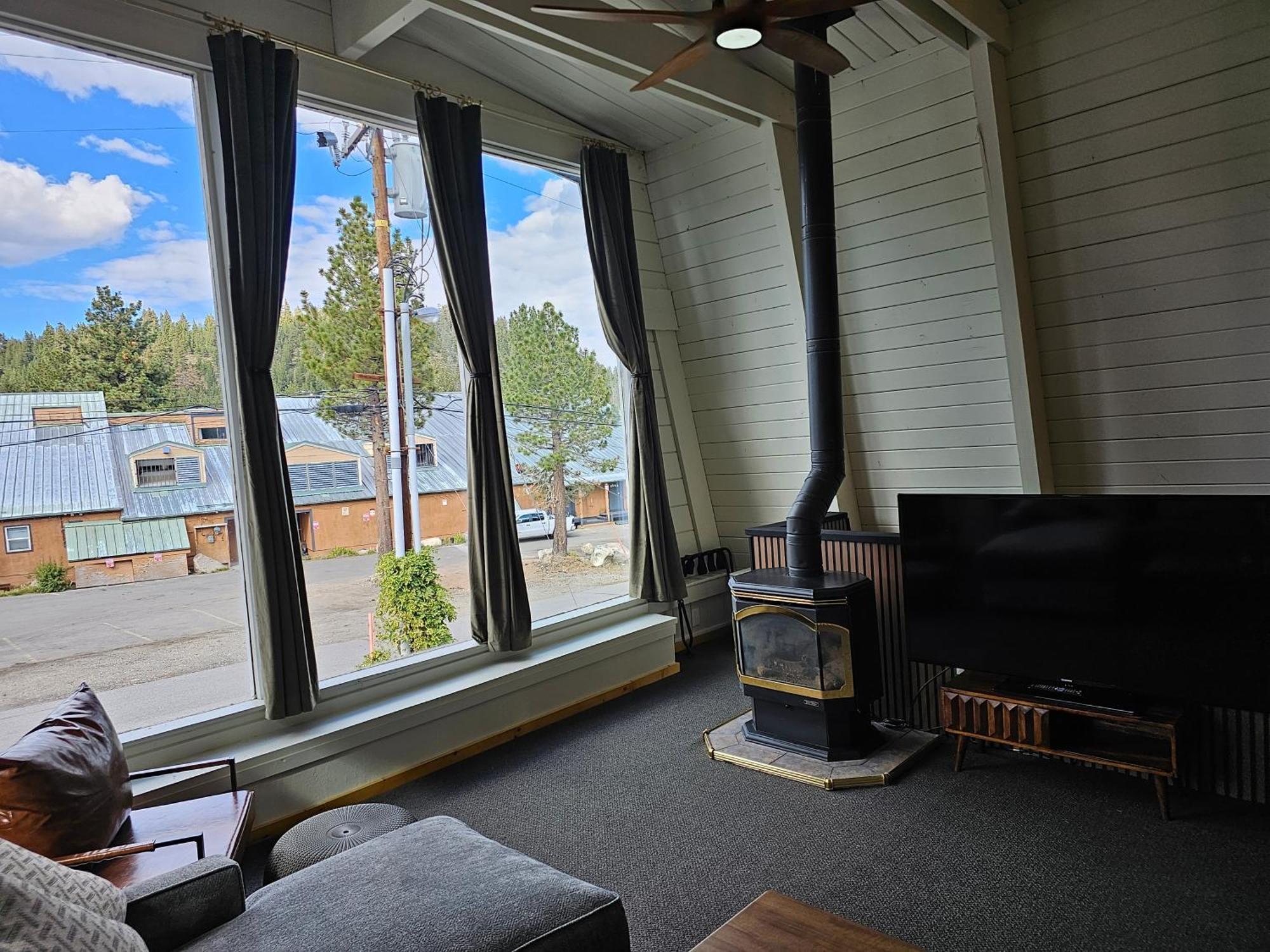 Cinnamon Bear Inn Mammoth Lakes Exterior photo