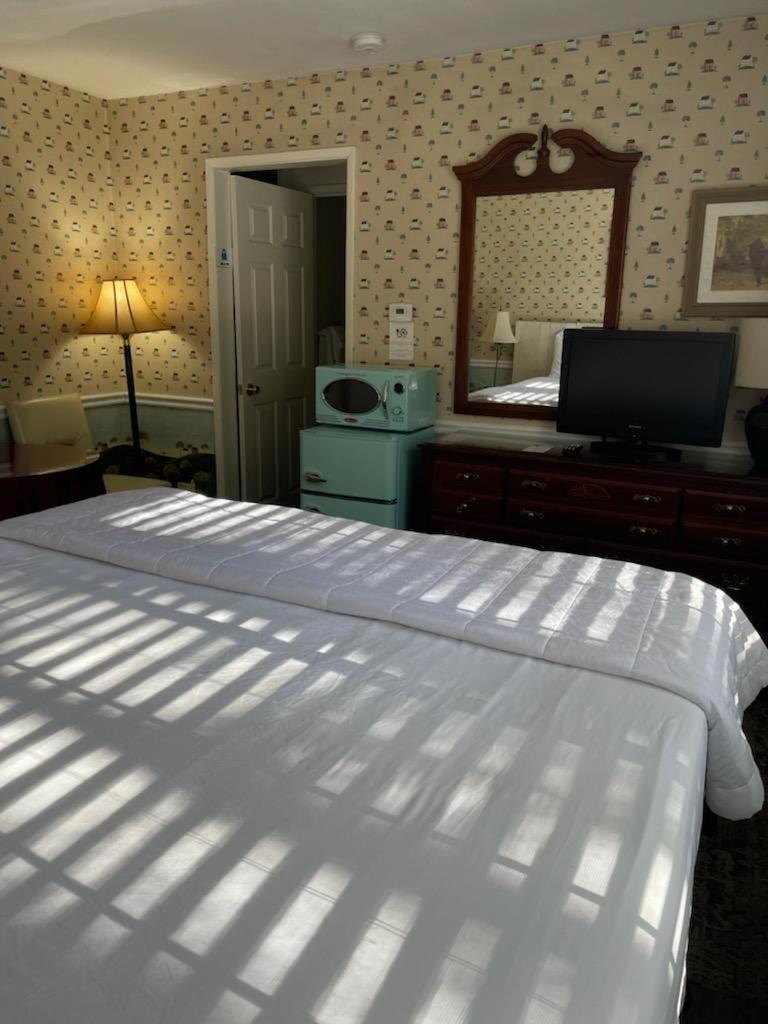 Cinnamon Bear Inn Mammoth Lakes Room photo