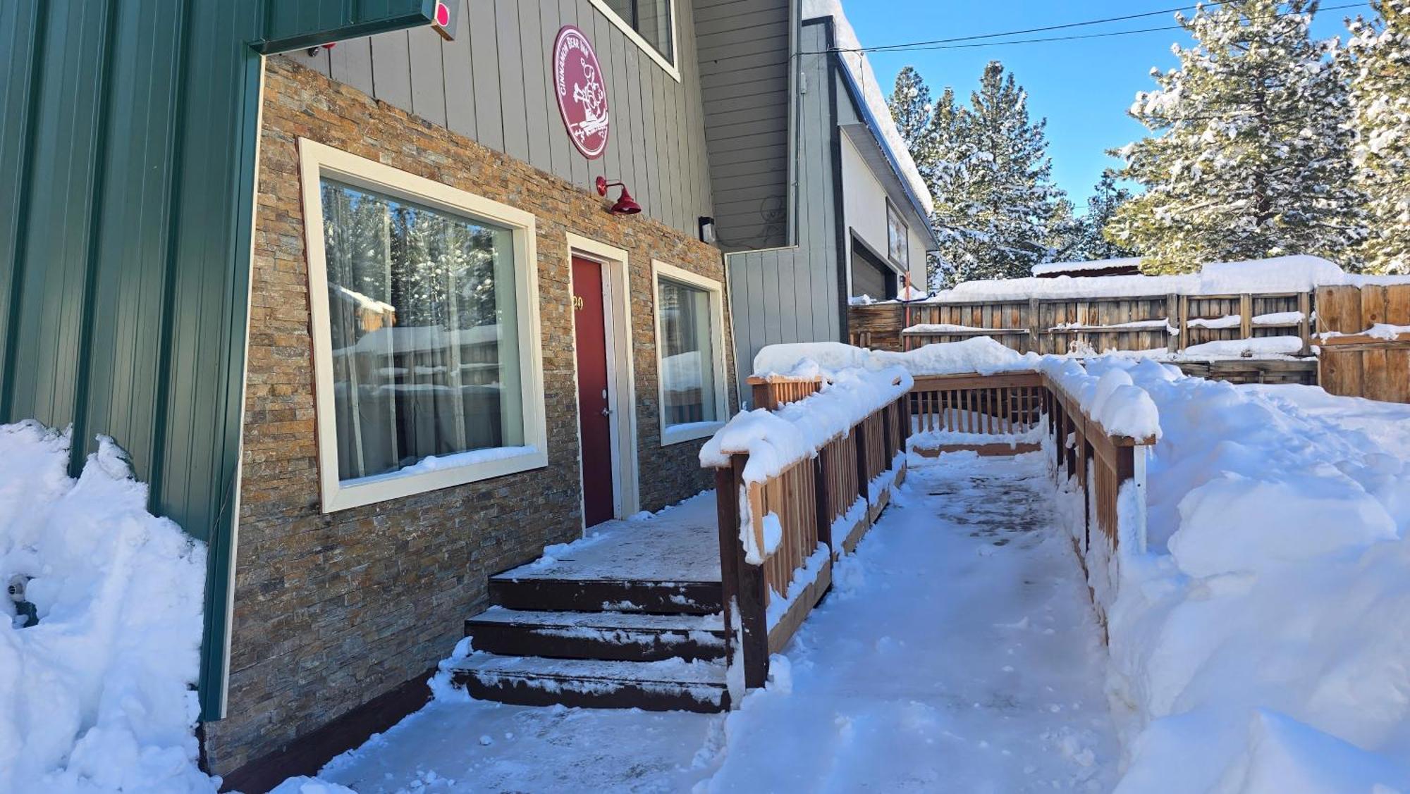 Cinnamon Bear Inn Mammoth Lakes Exterior photo